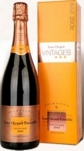 Шампанское Veuve Clicquot Vintage Rose 2004 in gift box / Вдова Клико Розовое Винтаж 2004 в подарочной коробке